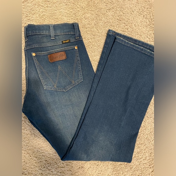 Wrangler Jeans - Picture 1 of 2